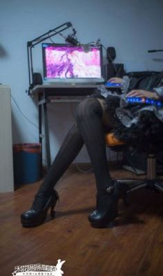 激情模特儿_BD英语全集在线观看