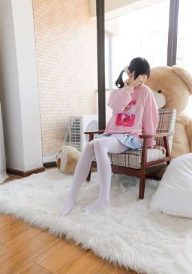 伊人免费观看视频_720高清视频播放